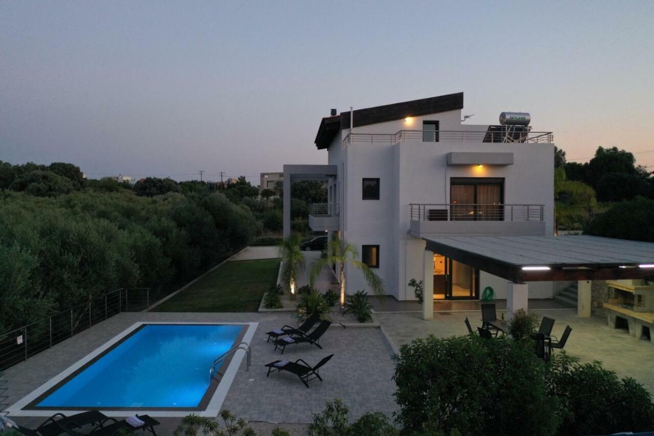 La Luna Villa Tsairi Buitenkant foto