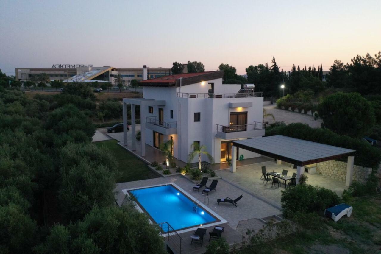 La Luna Villa Tsairi Buitenkant foto